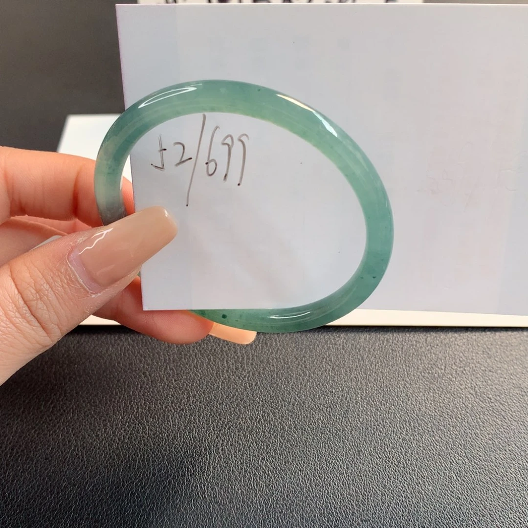 翡翠未镶嵌手镯天然翡翠