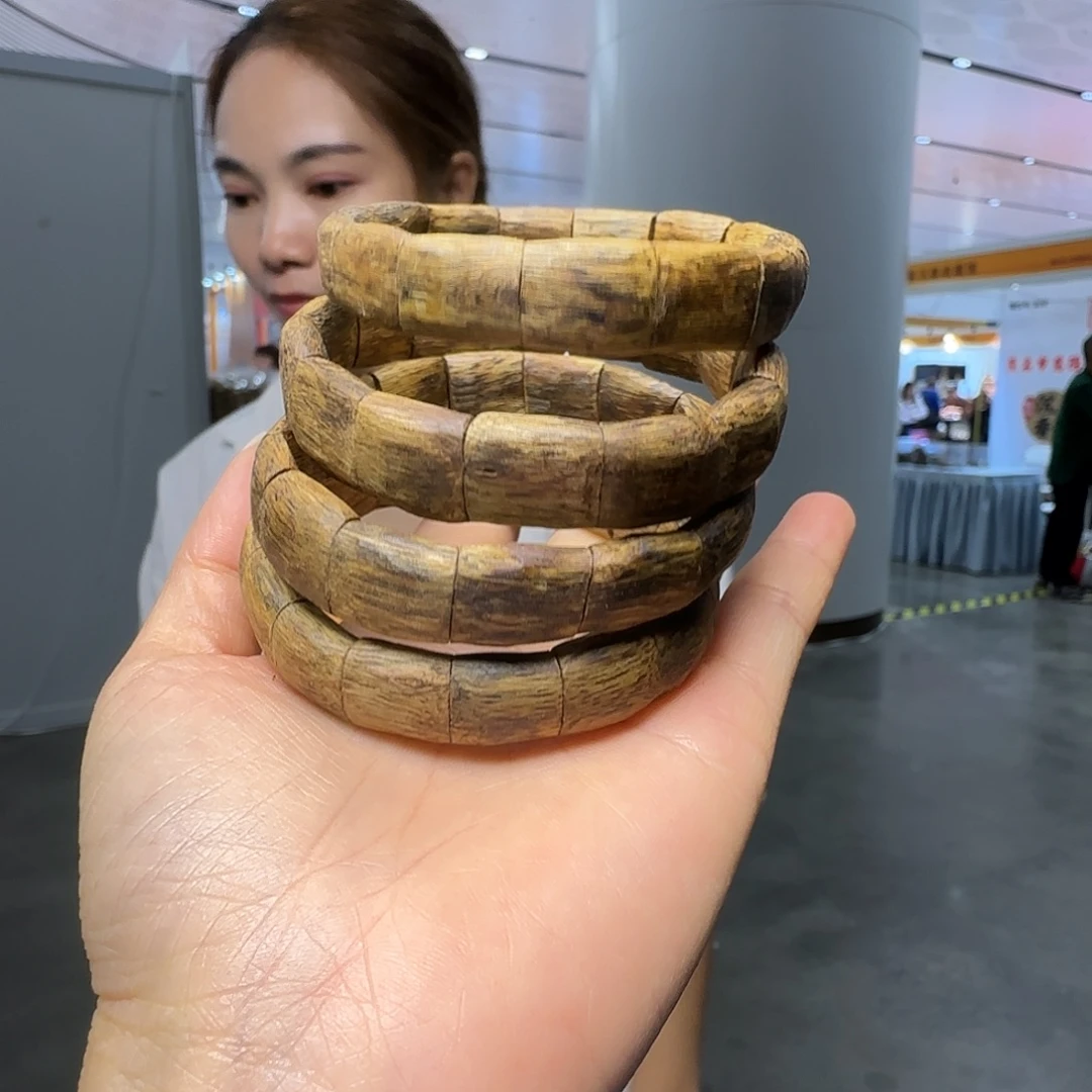 手串沉香多样性发货1条海南白棋9998