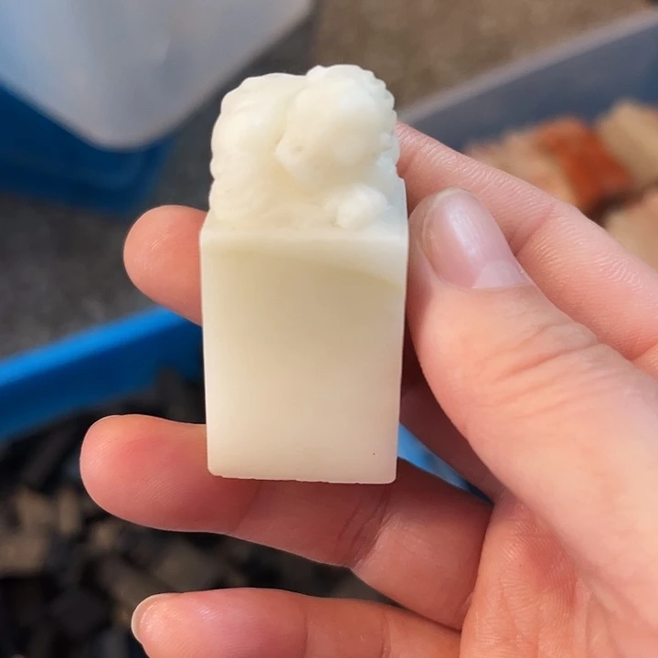 老挝石偏远满百包邮，刀感偏硬的