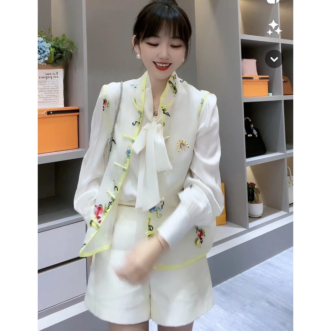 《CHUN》盘扣蝴蝶马甲