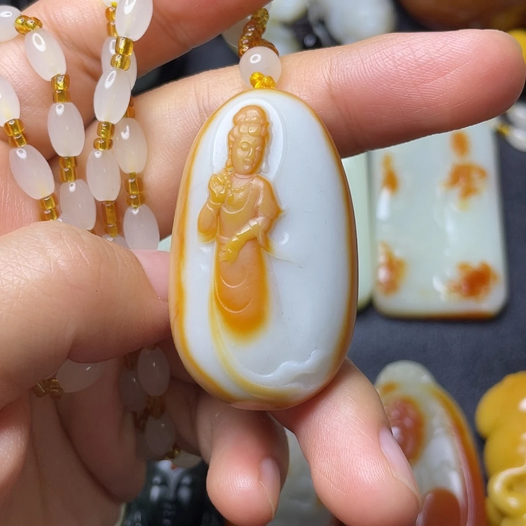 颈饰未镶嵌和田玉