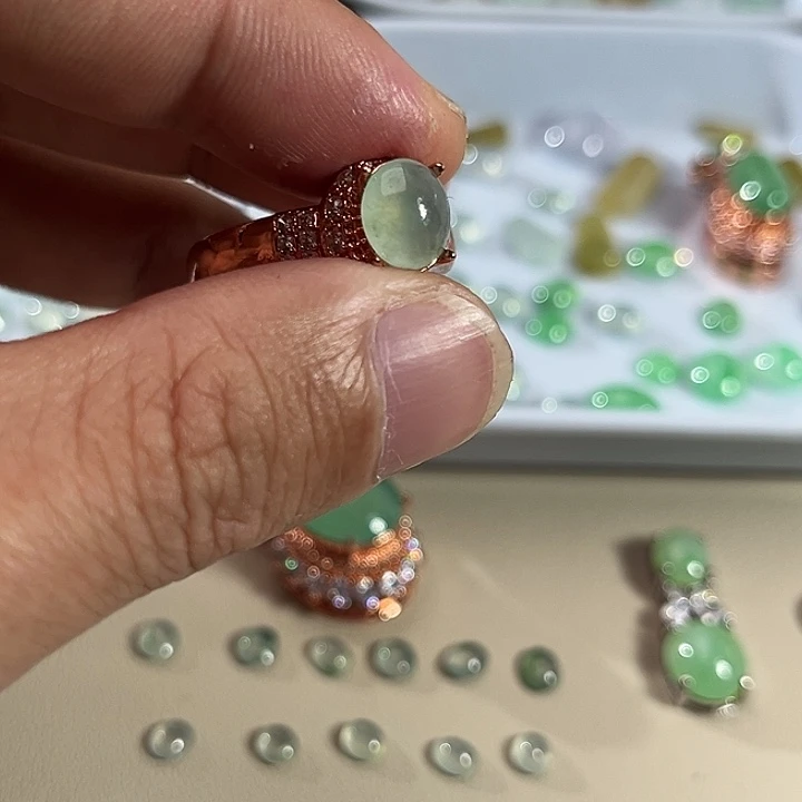 翡翠裸石缅料A货翡翠
