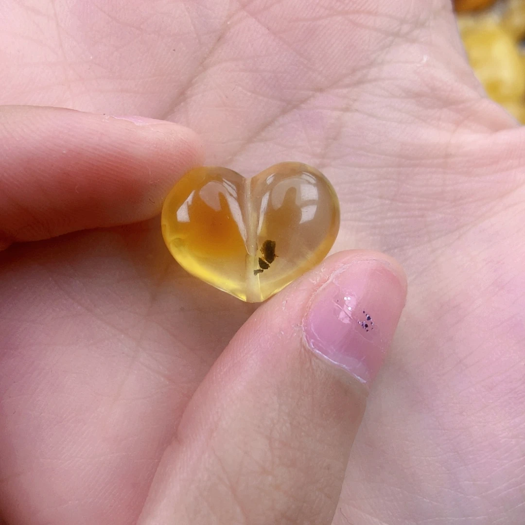 琥珀未镶嵌珠宝奇石18.6×10×14.5