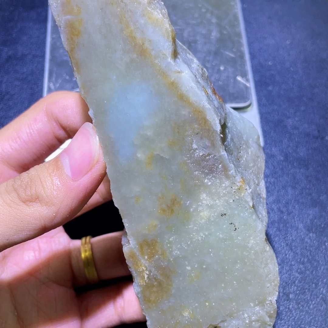 未镶嵌和田玉（糖玉）珠宝半成品
