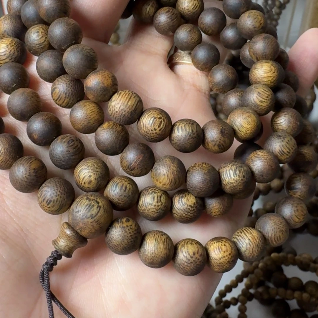 奇楠沉香绿奇0.8多圈28g➕