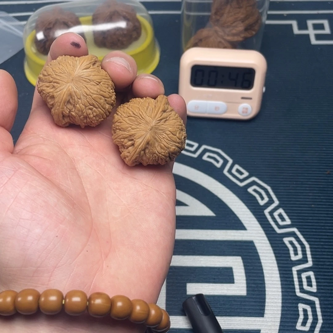 文玩核桃吊坠哈哈哈哈哈哈哈哈