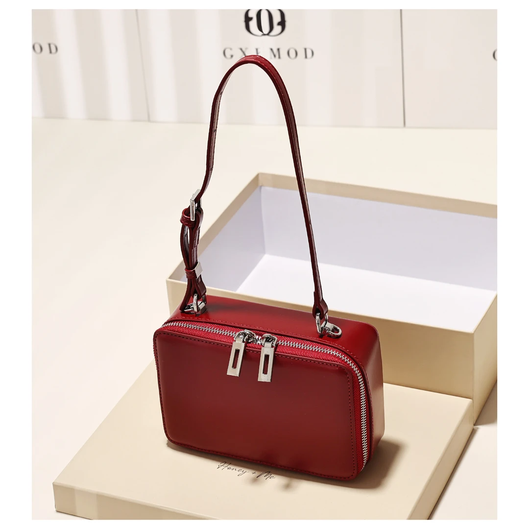 GXFMOD小众品牌时尚简约真皮腋下包女2025新款红色百搭斜挎新娘包