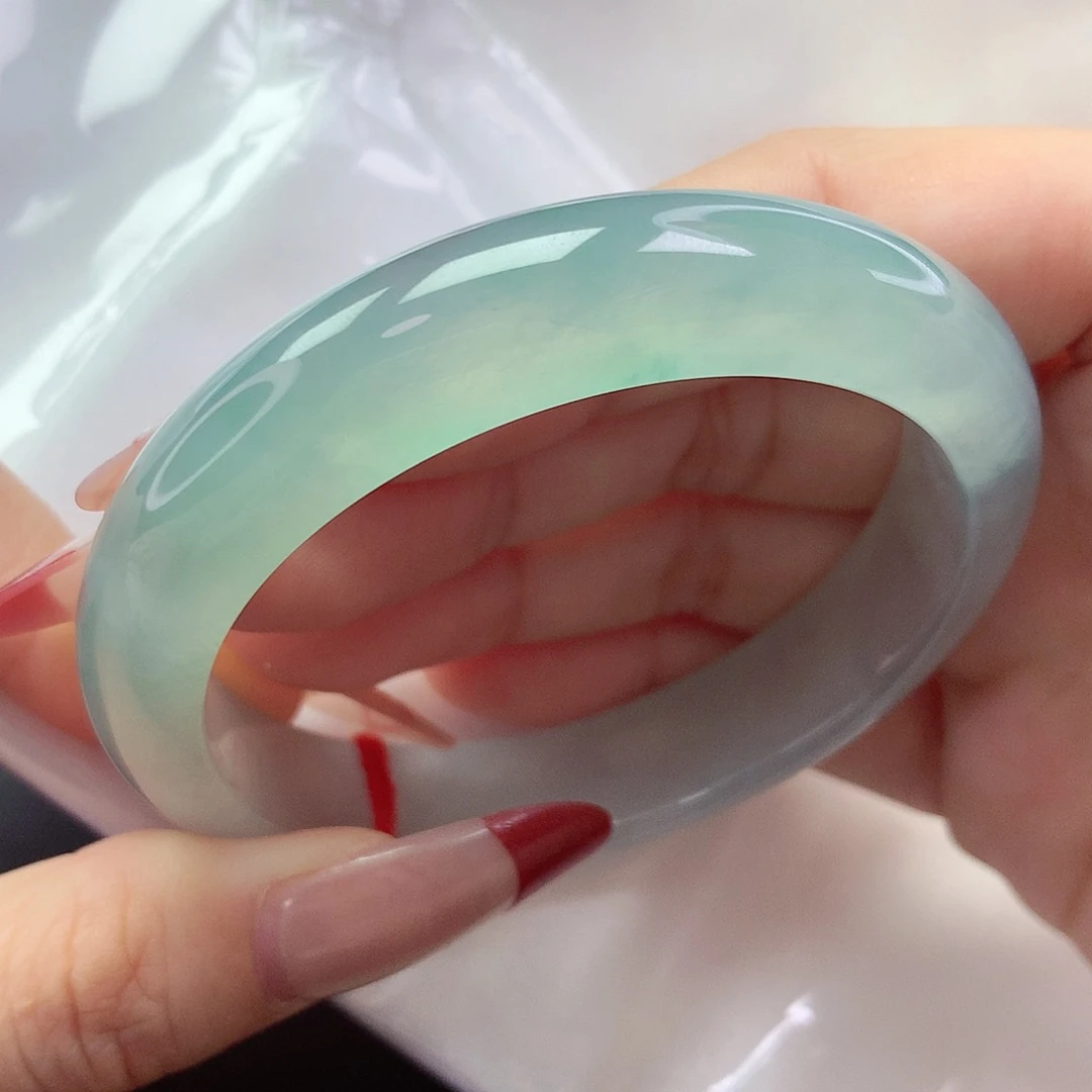 【闪购商品】翡翠手镯未镶嵌a 1910010