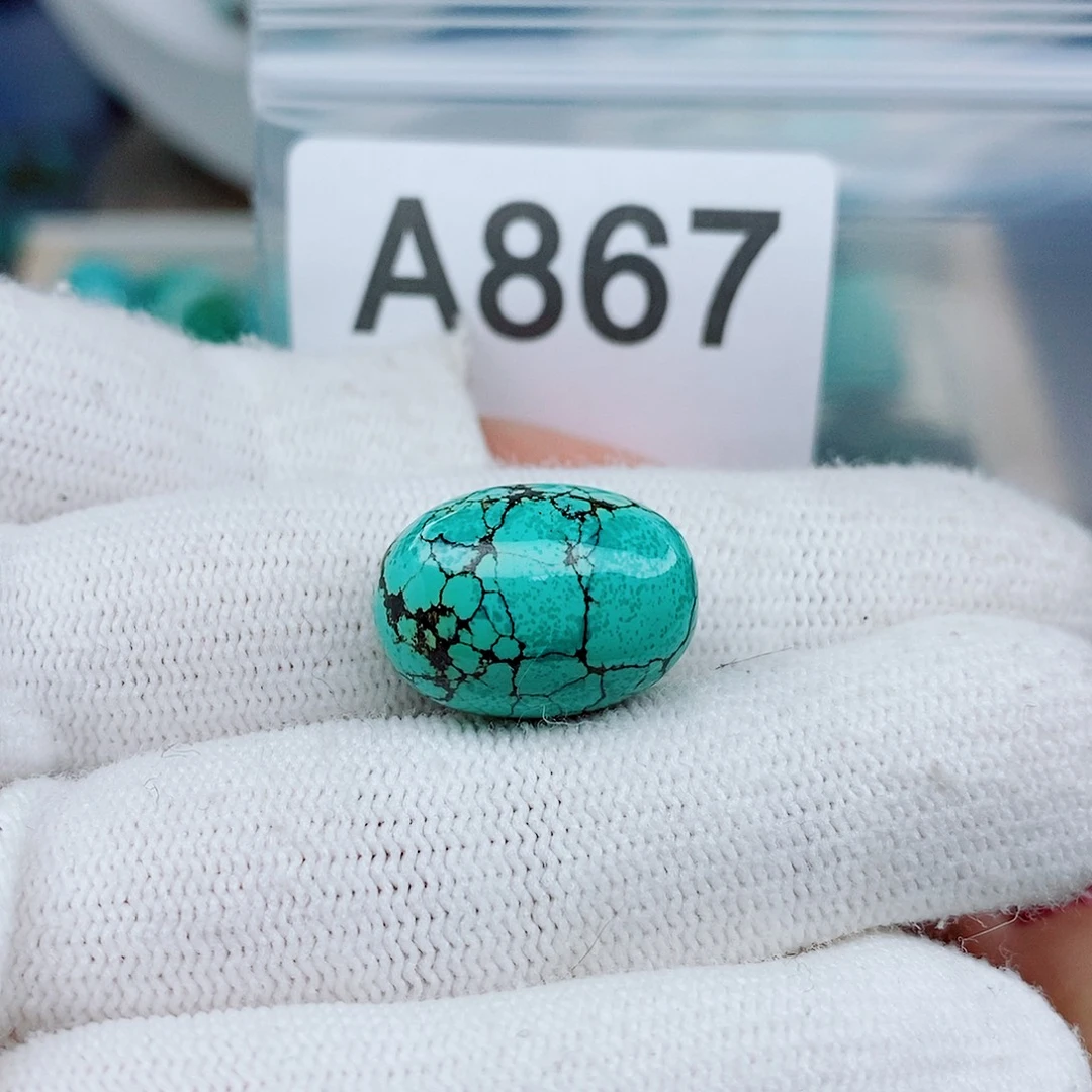 绿松石未镶嵌颈饰