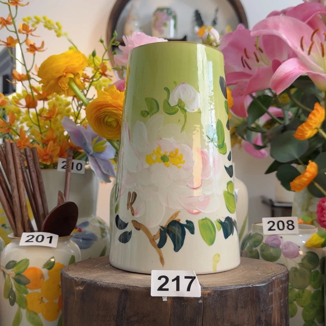 摆件景德镇陶瓷手绘原创小花瓶摆件无孔