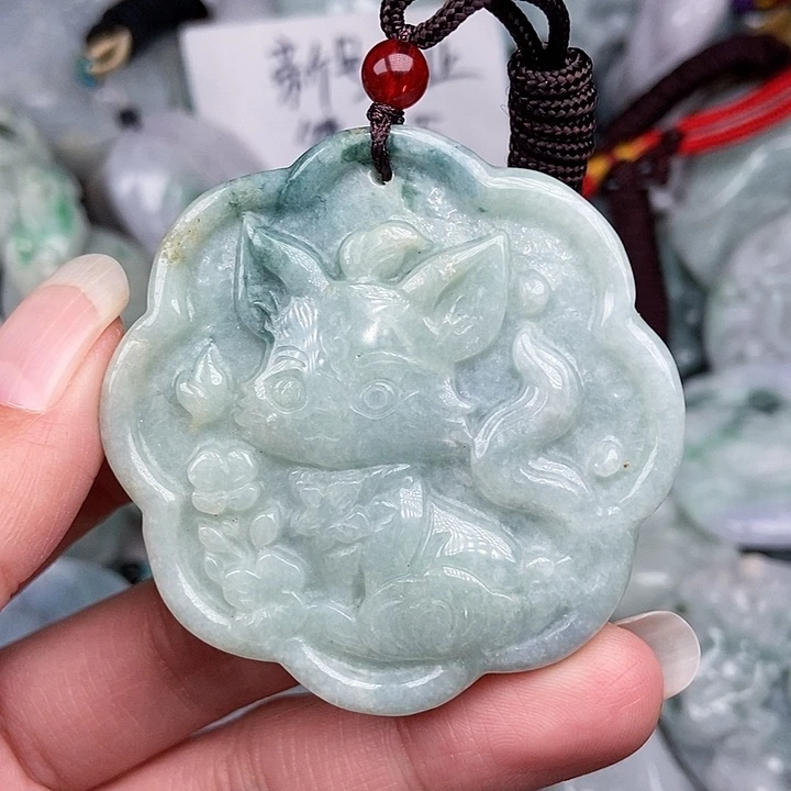 颈饰未镶嵌翡翠翡翠