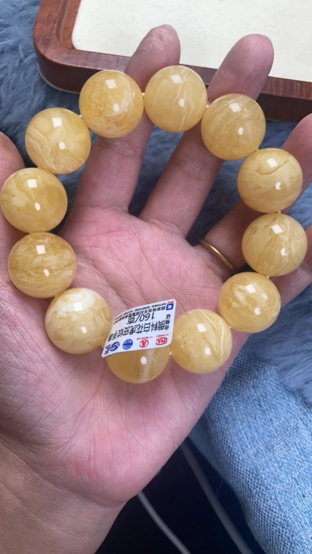 20+虎皮妖花琥珀蜜蜡