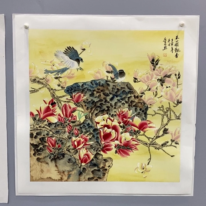 手绘作品等多种形式进行