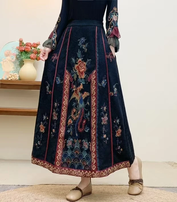 《君格》2025新款秋冬民族风中国风苎麻亚麻缎面直筒裤阔腿裤刺绣