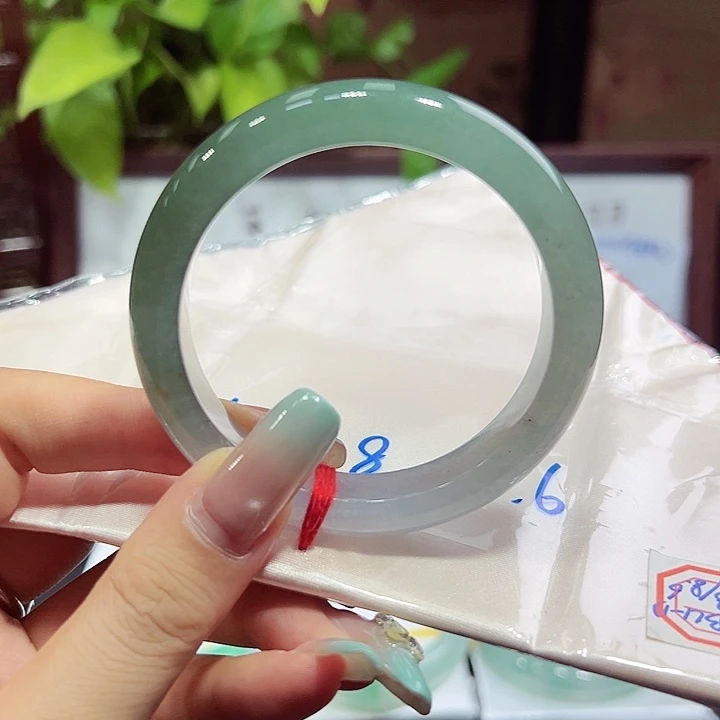 翡翠手镯未镶嵌天然缅甸翡翠A货手镯 2