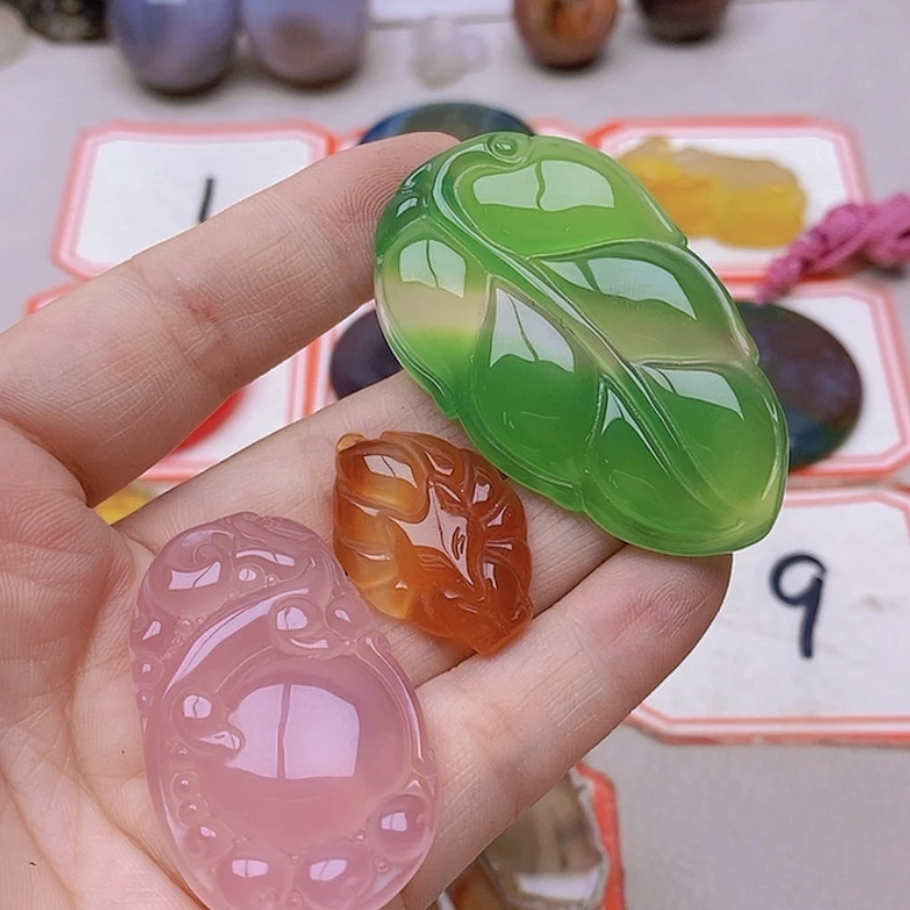 【闪购商品】玛瑙/玉髓未镶嵌珠宝半成品樱**雪