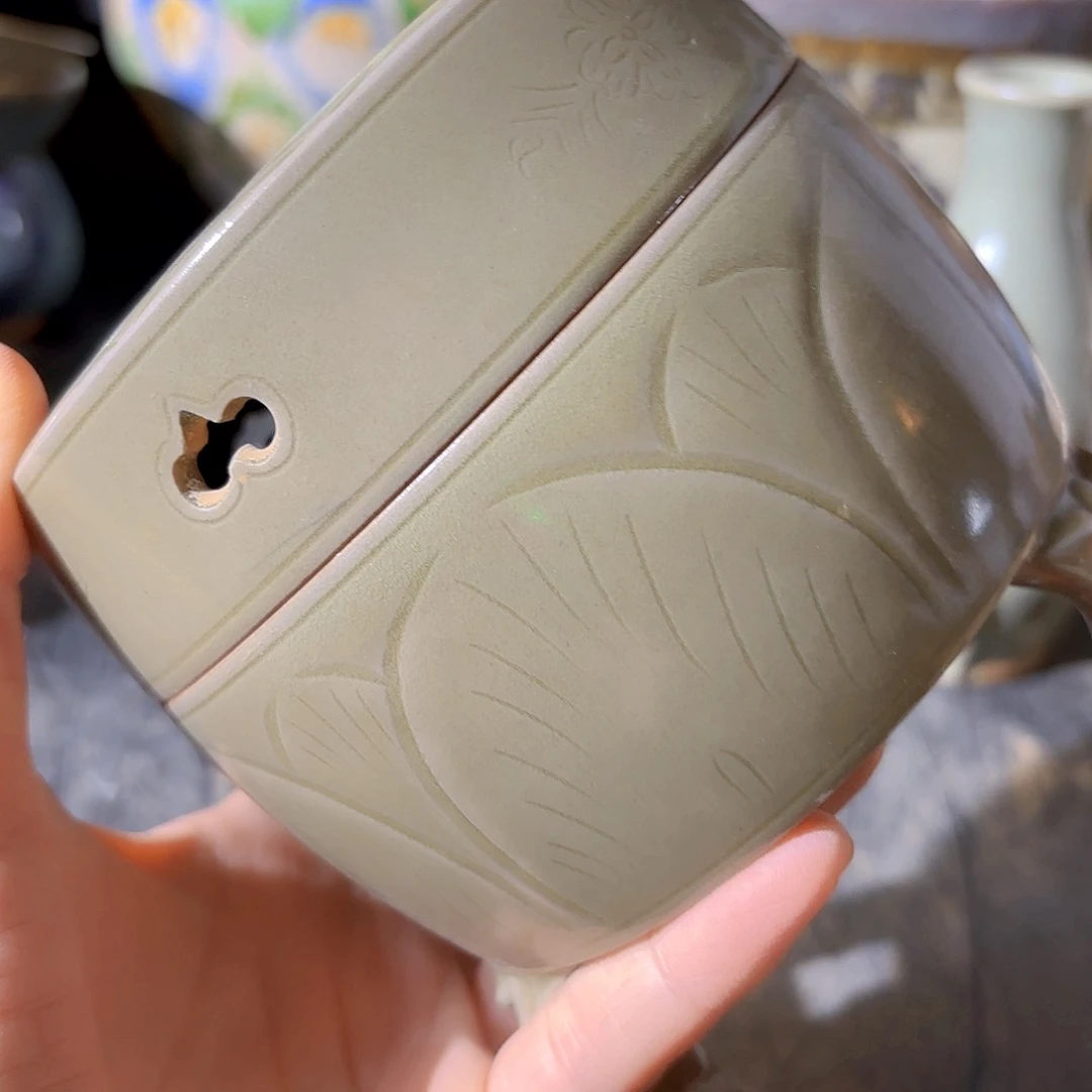 见***山盖碗瓷器等瓷瓶等瓷罐等瓷器