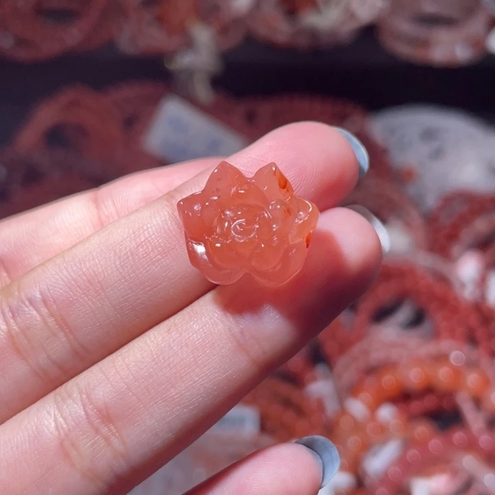 南红玛瑙未镶嵌莲花926打孔备注