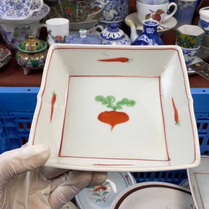 他家瓷器真美…开播了