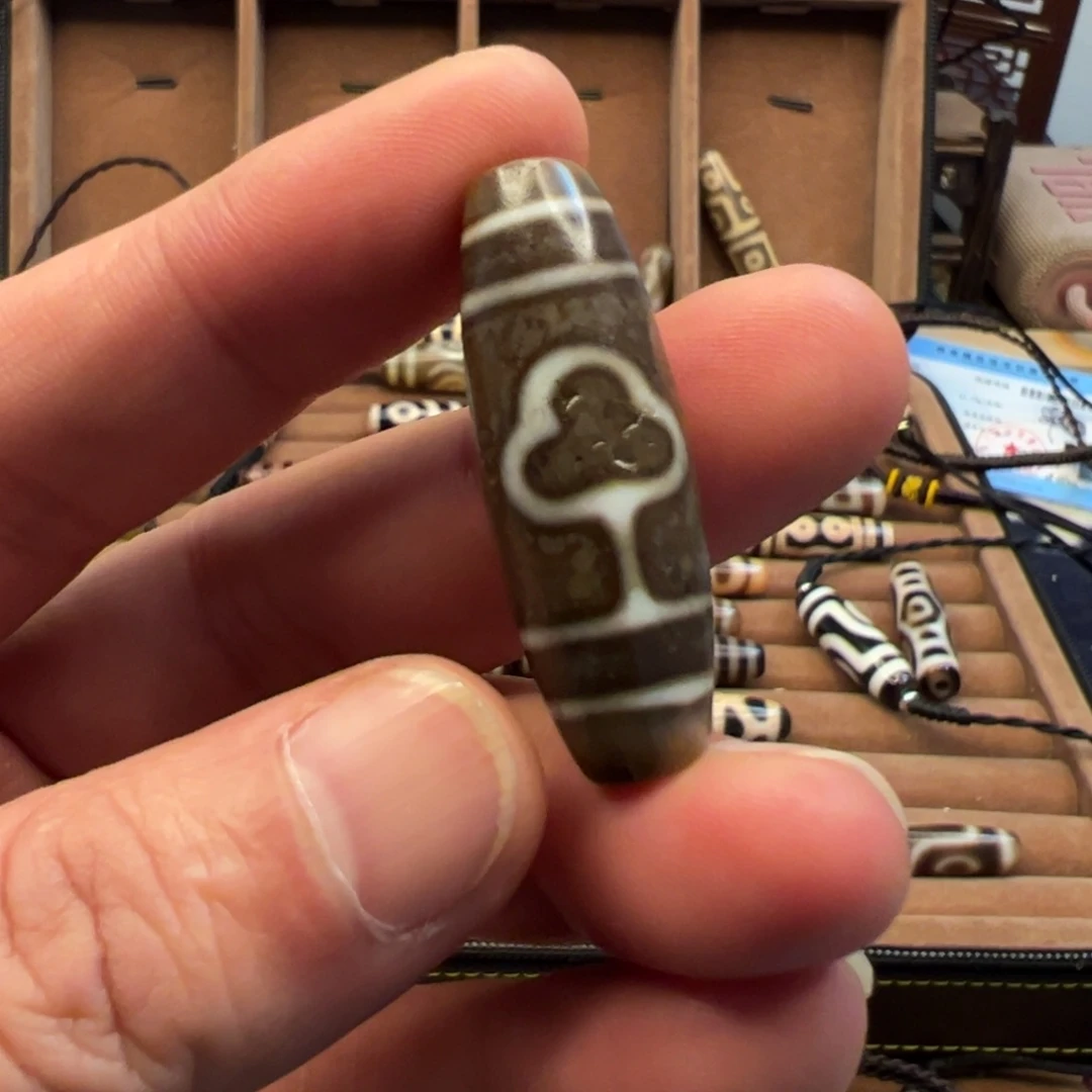 C***搭玛瑙/玉髓未镶嵌颈饰