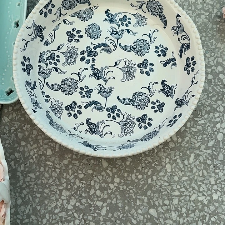 特价小狗爪印青花大烤盘