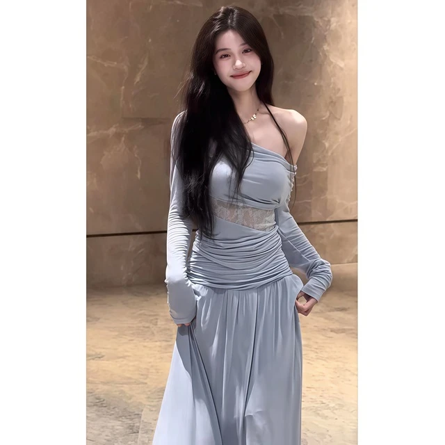 设计感一字肩镂空蕾丝打底衫上衣半身裙两件套女独特漂亮春装套装