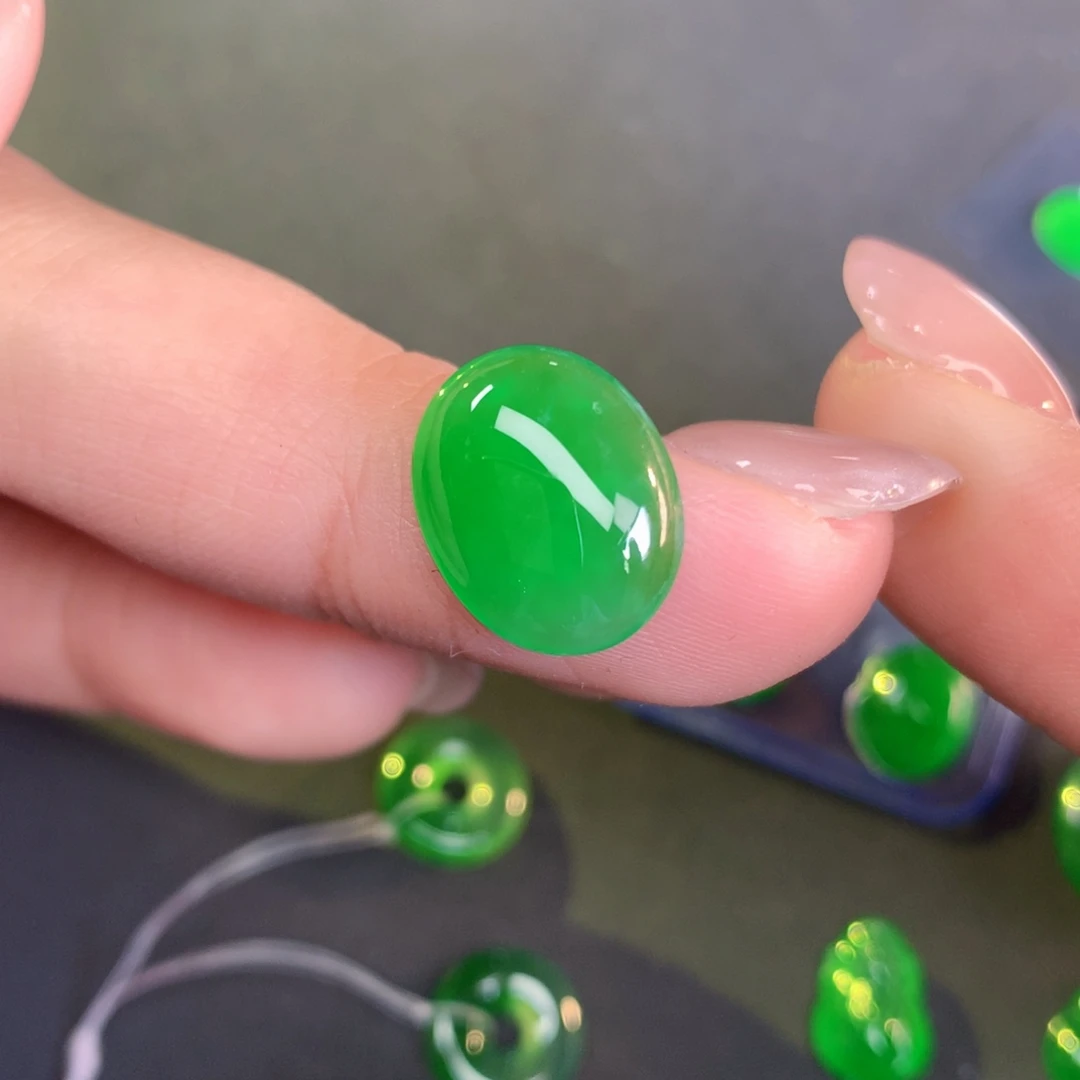 翡翠裸石13.6-11.15-3.6