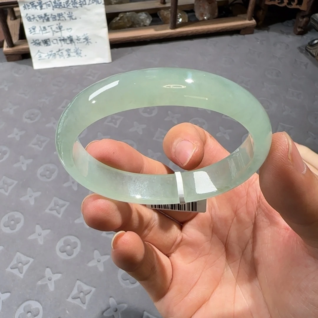 未镶嵌手镯翡翠56贵妃