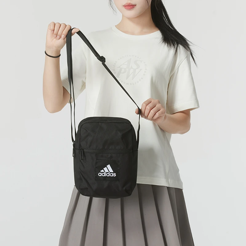阿迪达斯单肩包男包女包2025夏季新款运动包斜挎包休闲背包IT2048