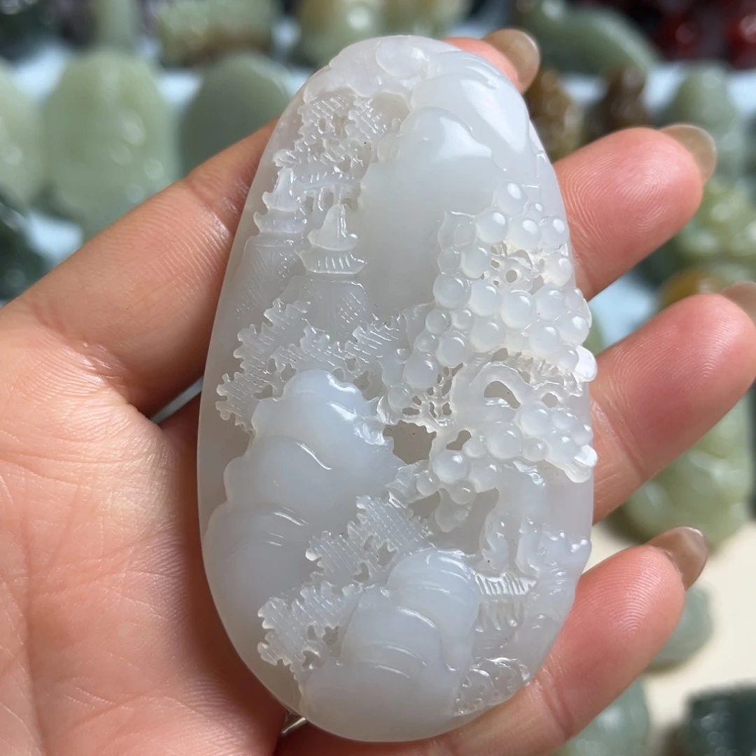 和田玉未镶嵌挂件