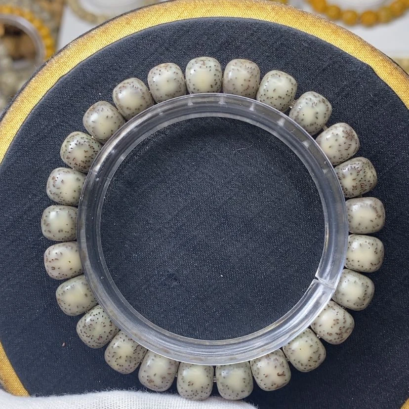 【闪购商品】星月菩提手串石玉料卡98尺寸