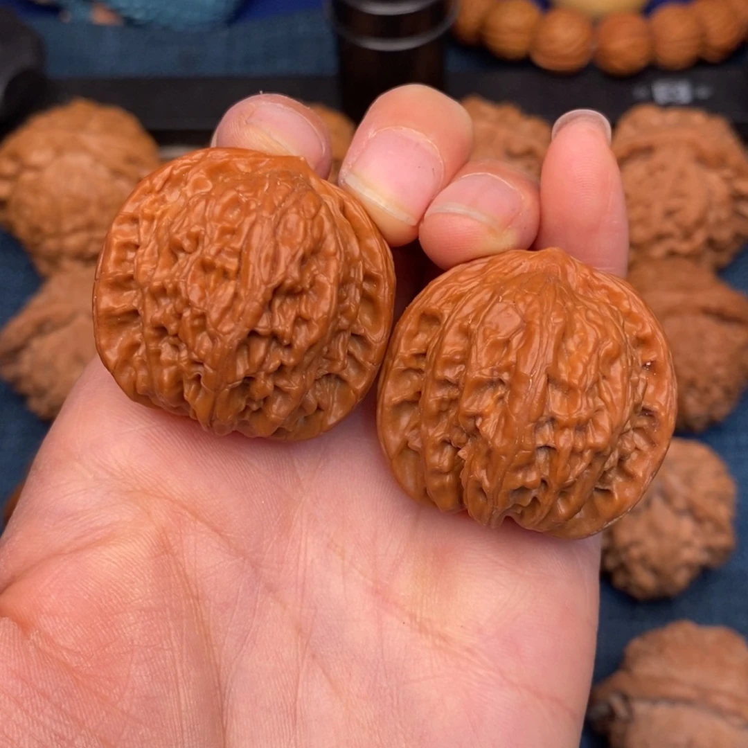 文玩核桃把件34山地石子小正磨