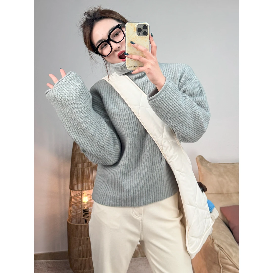 ZhaoSanJin【1.6】2025年春季新款坑条后领开叉落肩毛衣 SJM4346