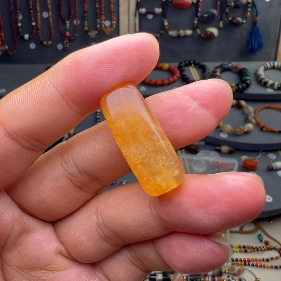 玛瑙/玉髓玛瑙对珠合金