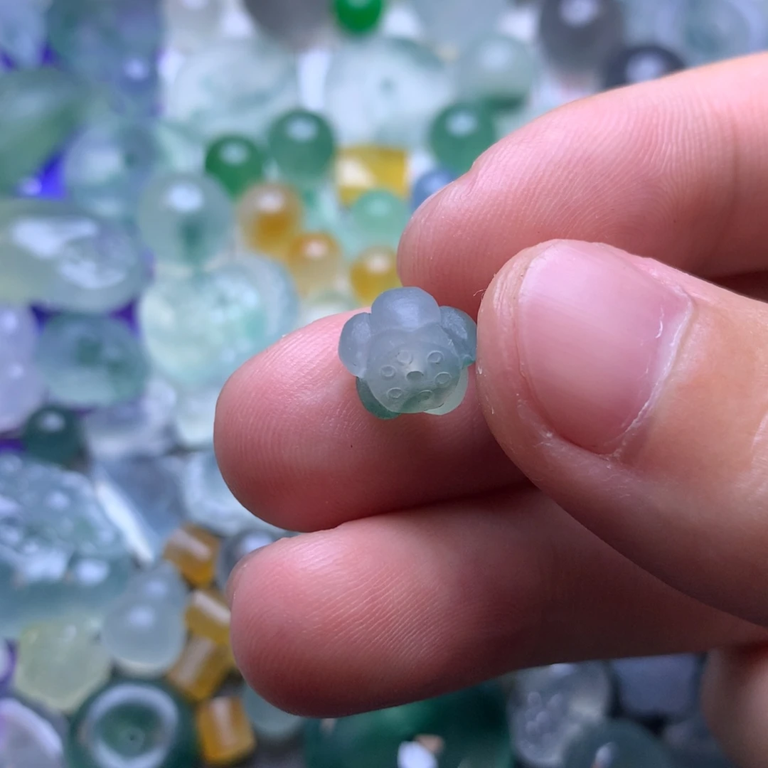 定制翡翠未镶嵌珠子