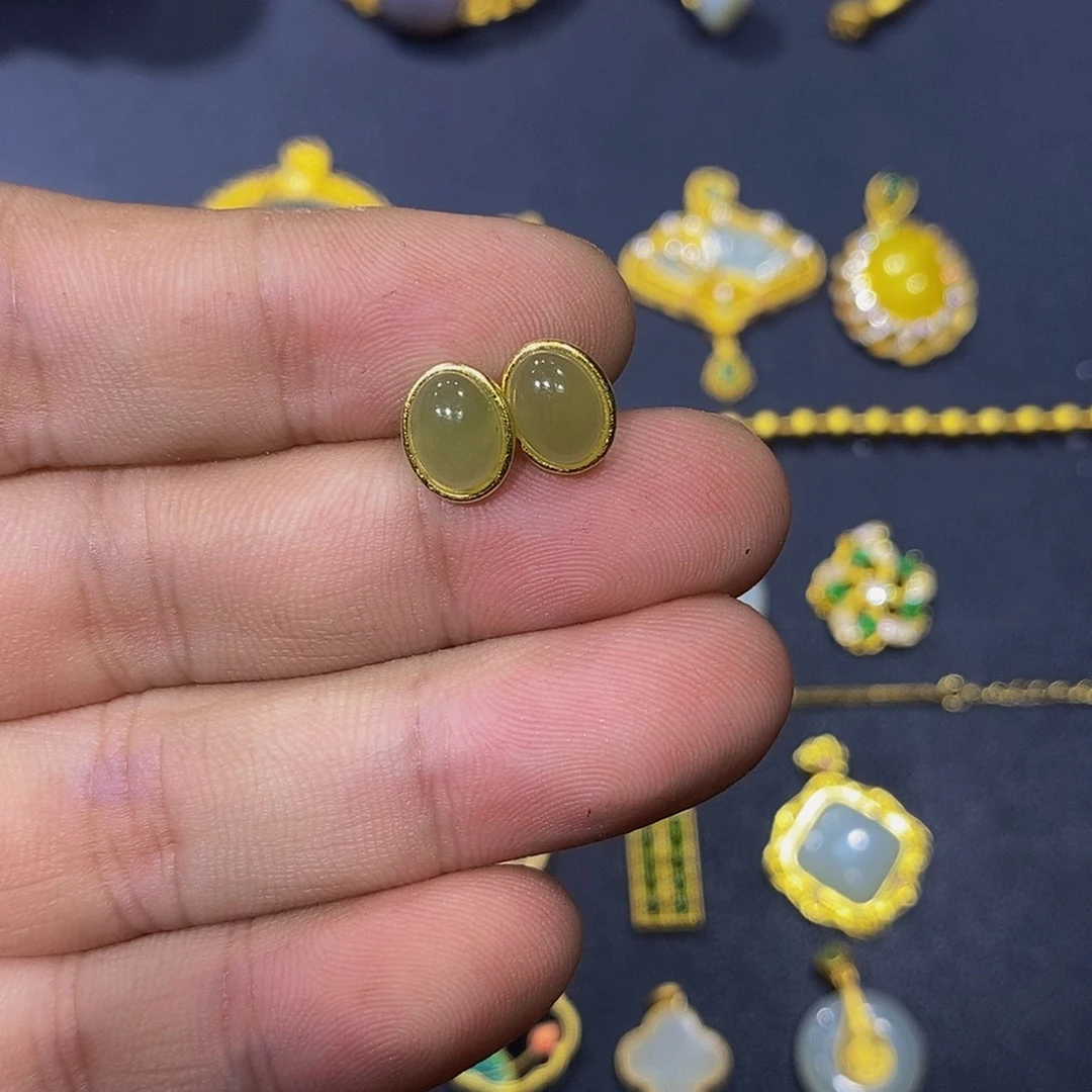 和田玉银S925镀金镶嵌耳饰财****?