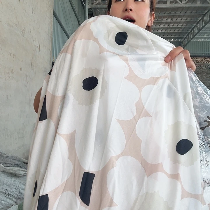 聚酯纤维万能沙发套179 给4 给