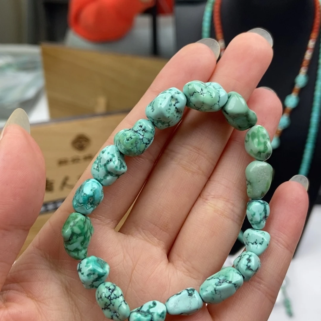 未镶嵌绿松石珠宝奇石