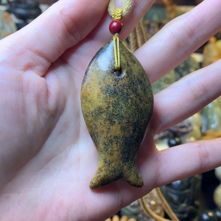 岫岩河磨玉（透闪石质玉）手链未镶嵌