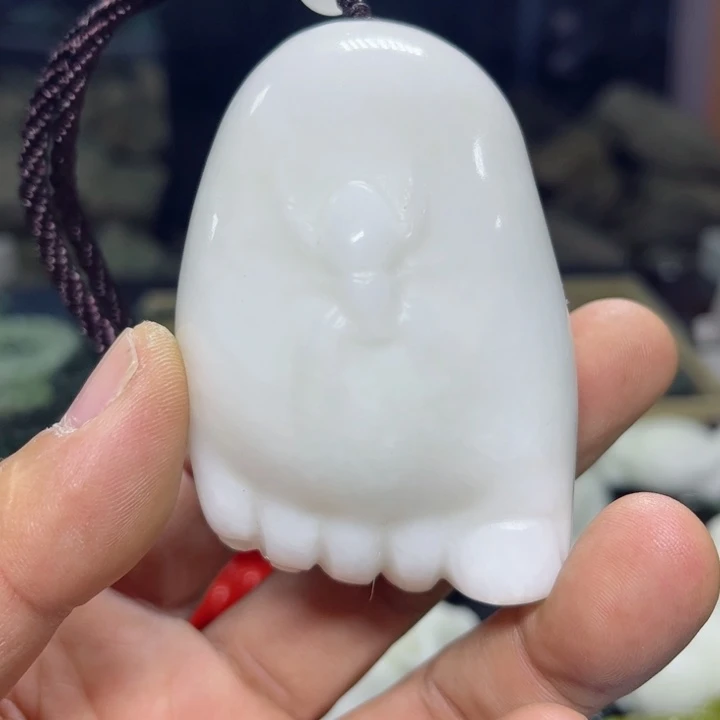 蛇纹石玉项链未镶嵌好**连