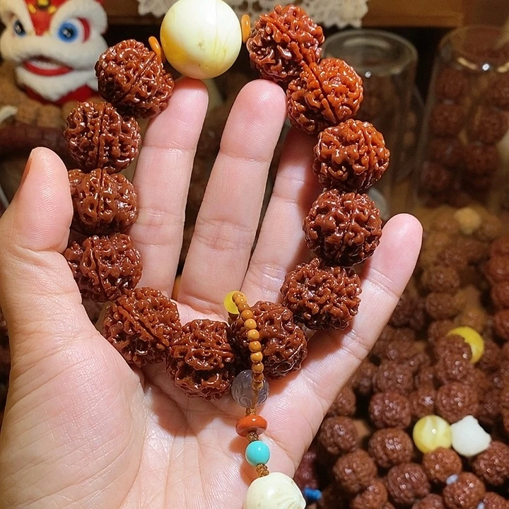 金刚菩提吊坠225玉华肉包一物