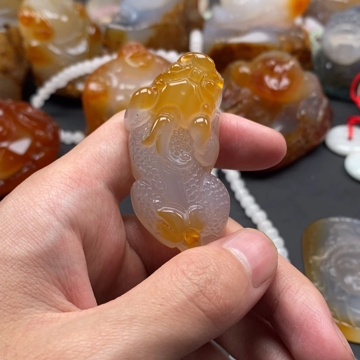 玛瑙/玉髓合金颈饰玛瑙