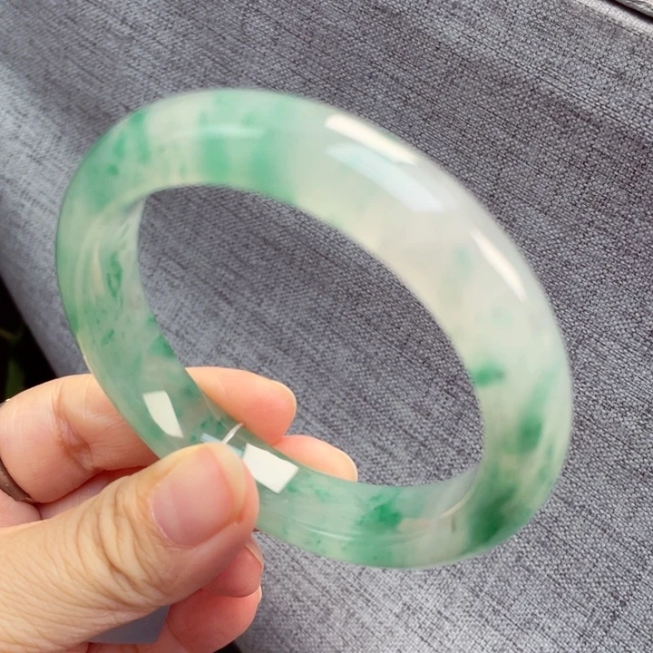 石英质玉未镶嵌手镯55 －56