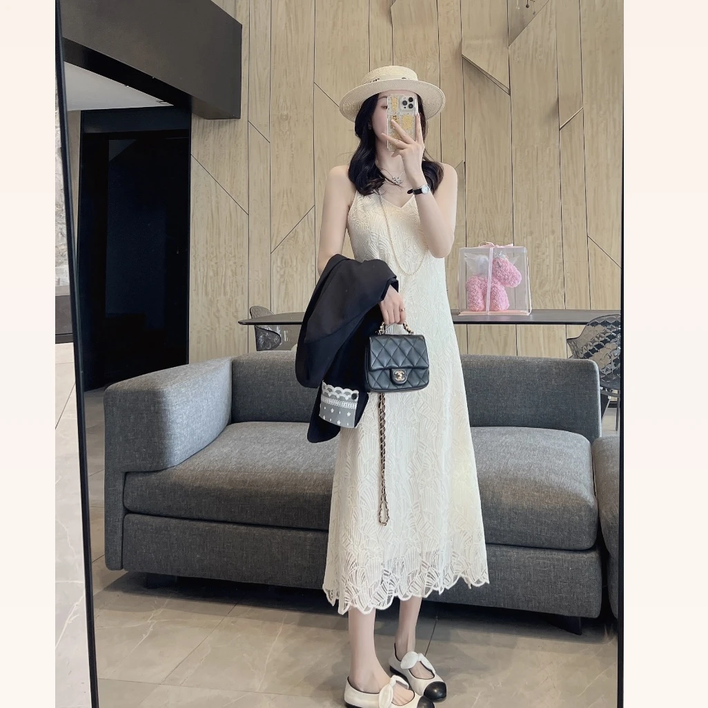【大静静】蕾丝气质V领设计高级感满满吊带连衣裙1282