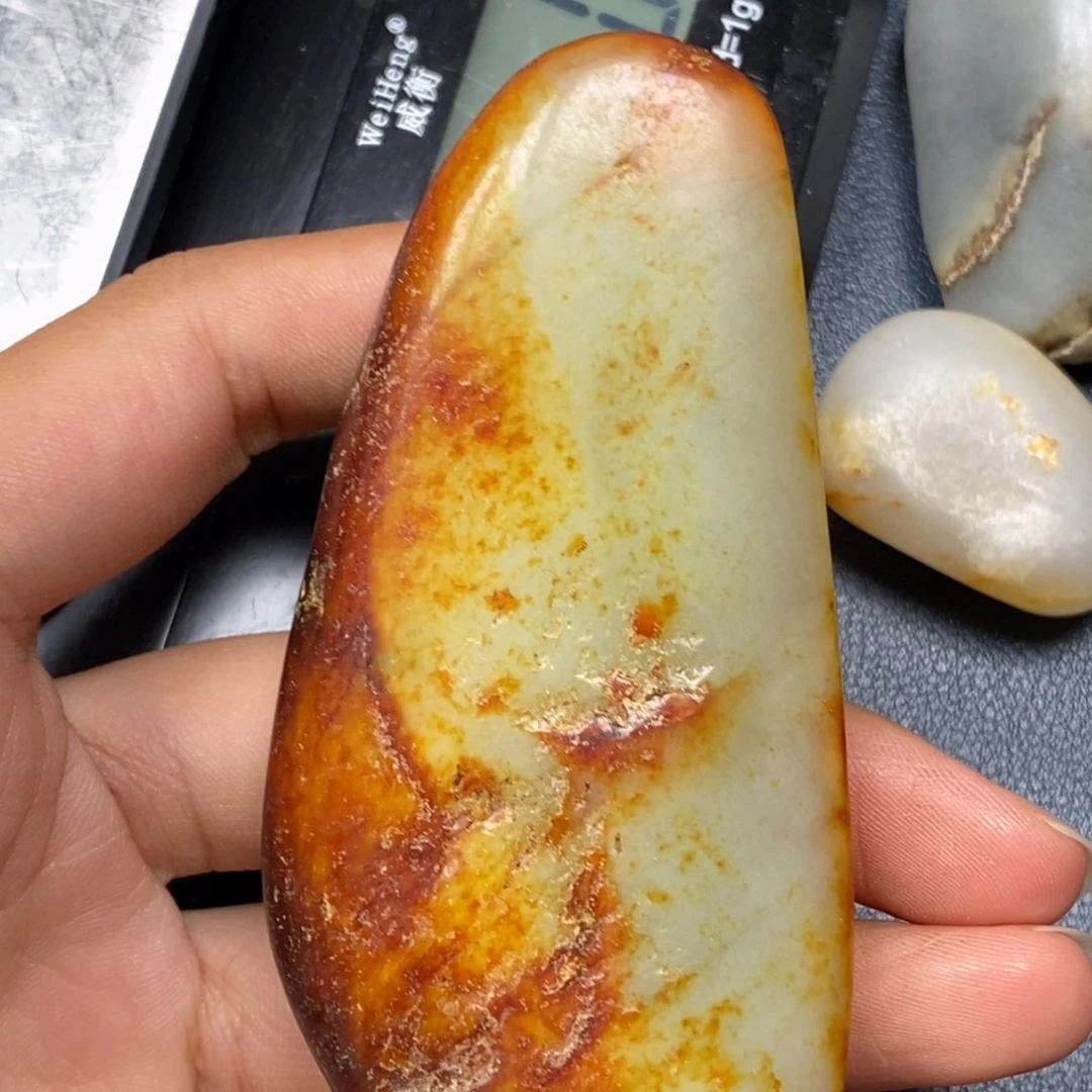 和田玉（糖玉）未镶嵌挂件