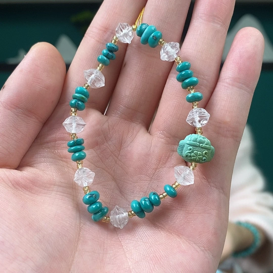 绿松石未镶嵌珠宝奇石