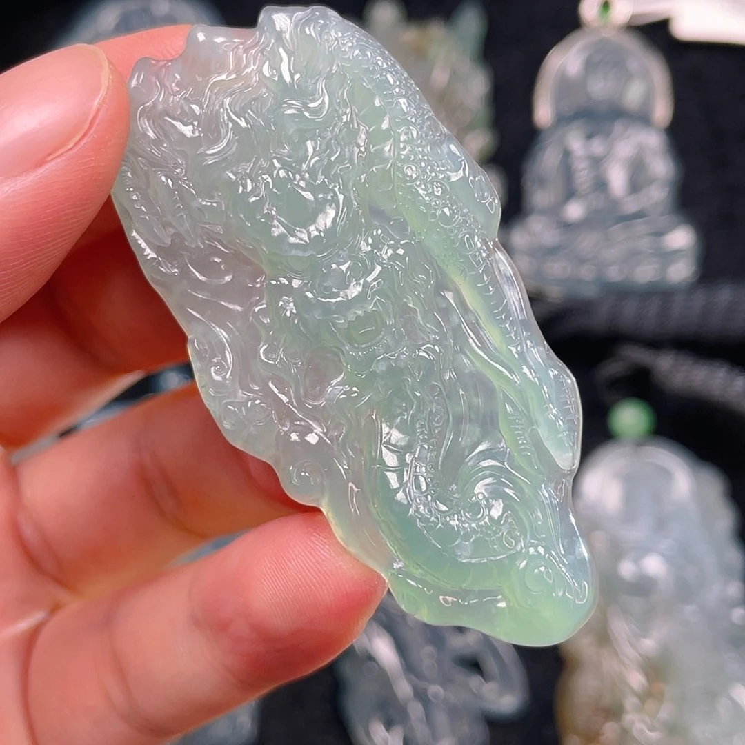 颈饰未镶嵌翡翠6，