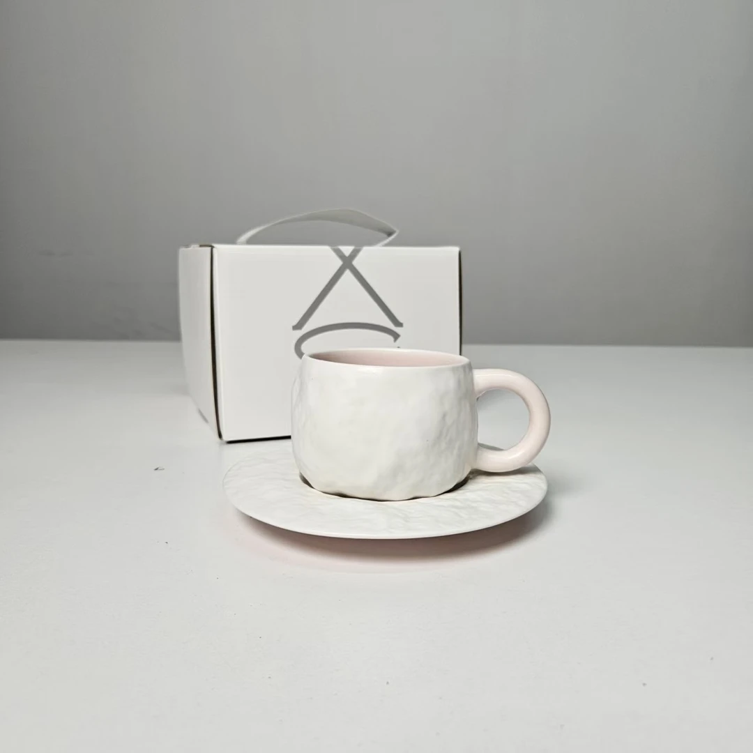 【220ml+6"】摩瑟家居【220ml岩石咖啡杯碟-内粉云外芝麻白】DXC