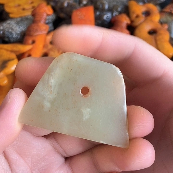 和田玉未镶嵌颈饰26