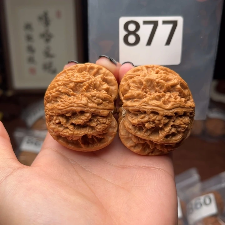 文玩核桃吊坠粗筋47